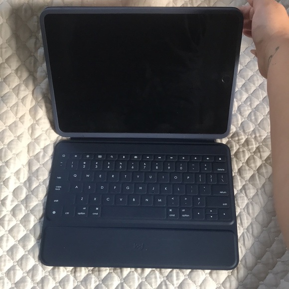 Logitech Rugged Combo 3 case - Picture 8 of 8